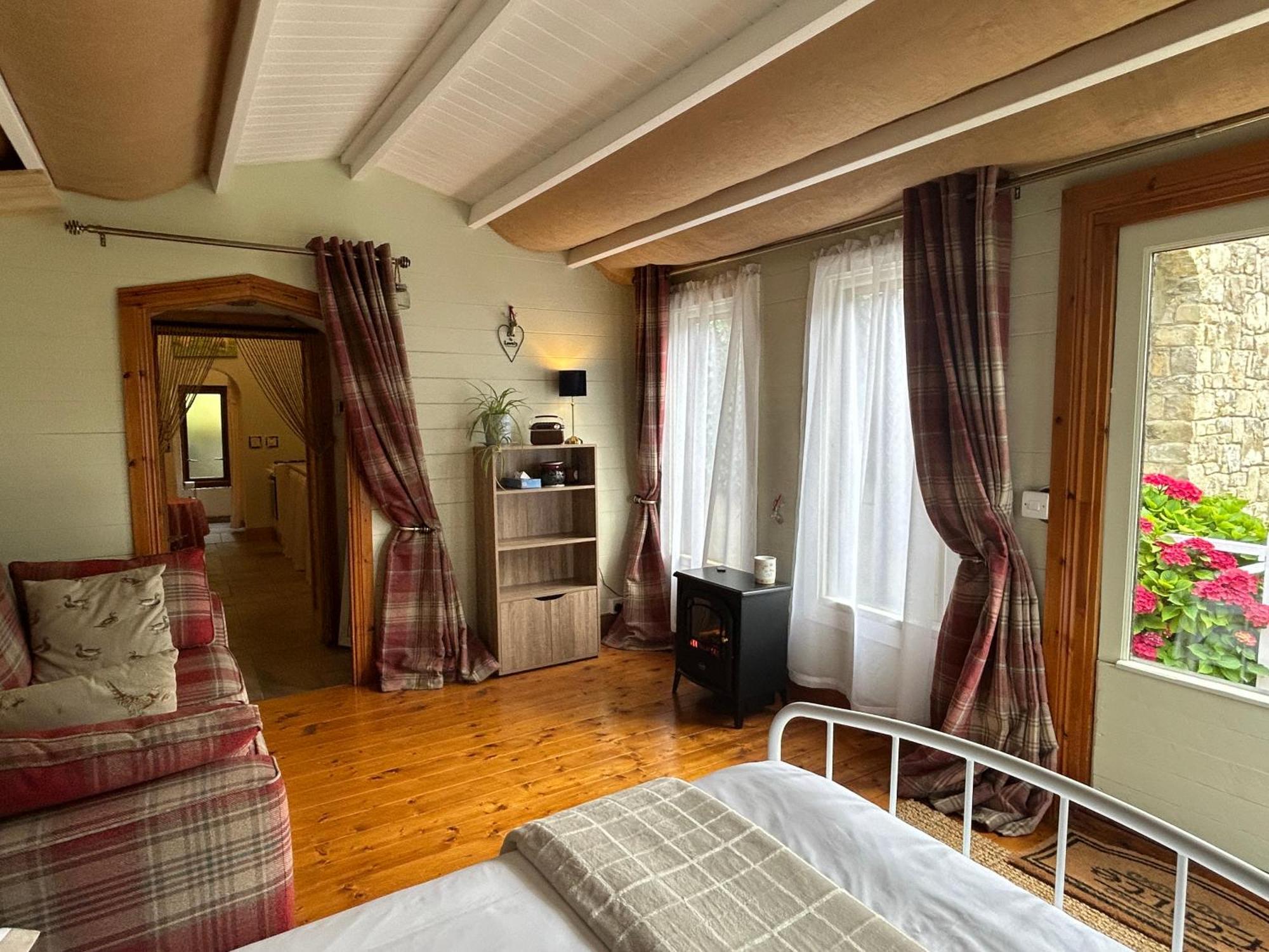 The Creevy Cabin Ballure Eksteriør billede